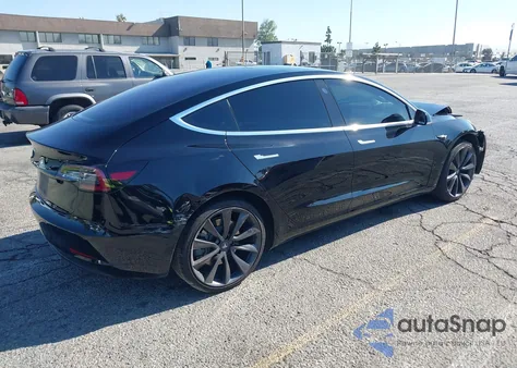 2018 Tesla Model 3 Long Range/Mid Range из США, поврежденный, VIN 5YJ3E1EA5JF176213